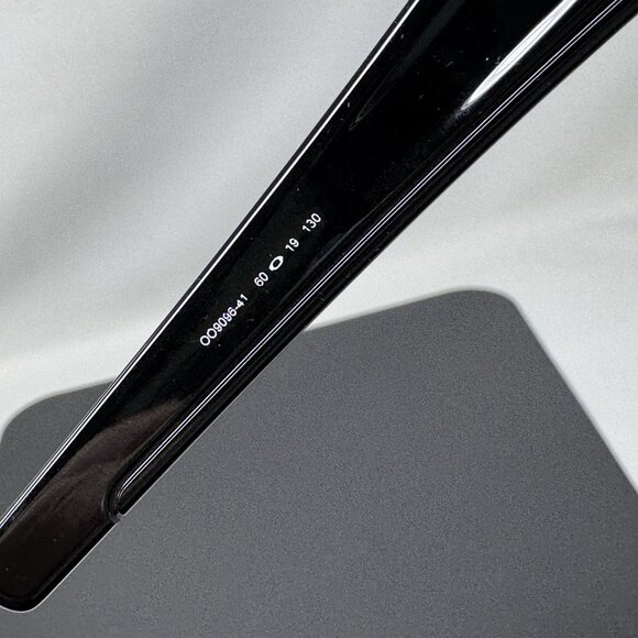 Oakley Jupiter Camo Fuel Cell Polished Black Frame SCRATCHED LENSES OO9096-41 - Picture 5 of 16